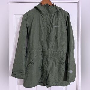 Columbia Omnishield Green Hooded Jacket Light Water Resistant Womens size Medium